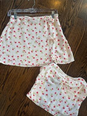 Sienna Sky Floral Crop Top & Mini Skirt Matching Set Medium
